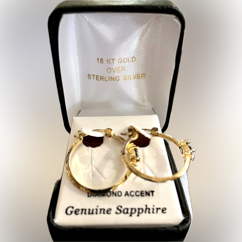 🌟🌟 NWOT Sapphire & Diamond Earrings!!!